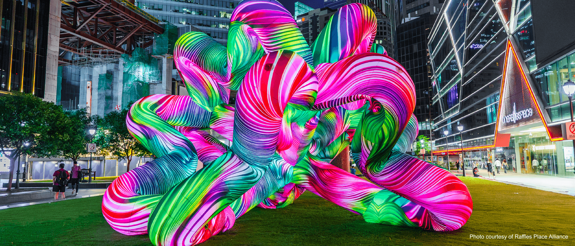 i Light Singapore returns to Raffles Place